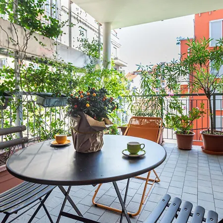Casa Sofia With Terrace Milánó